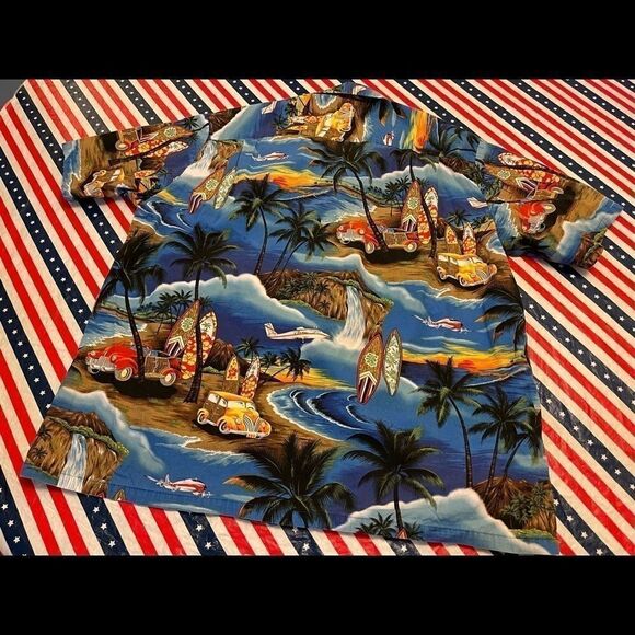Royal Creations Hawaiian Aloha Button Down Shirt - Picture 16 of 16